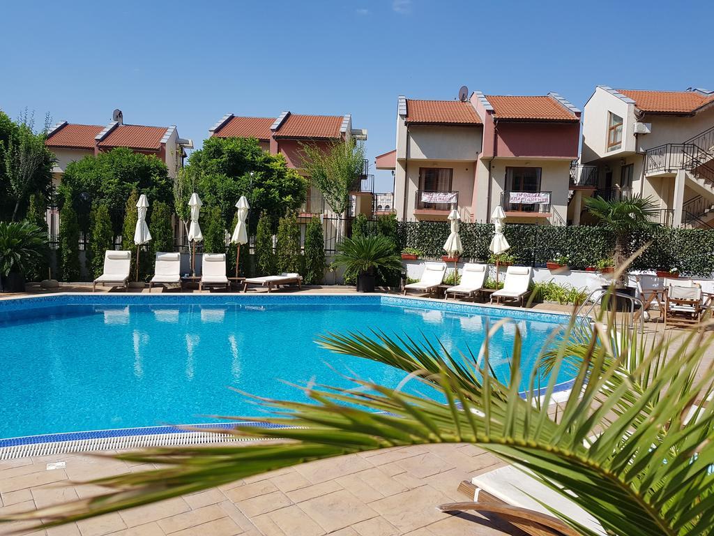 Aria Complex Aparthotel Sveti Vlas Luaran gambar